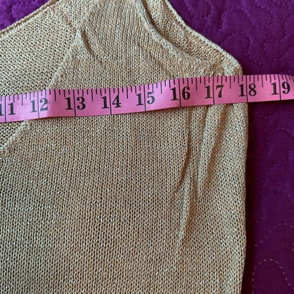 Bear Dance dress with shiny gold threads knit with two thigh, high split-sexy - Picture 8 of 8